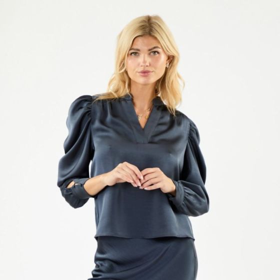 Neo Noir Bluse