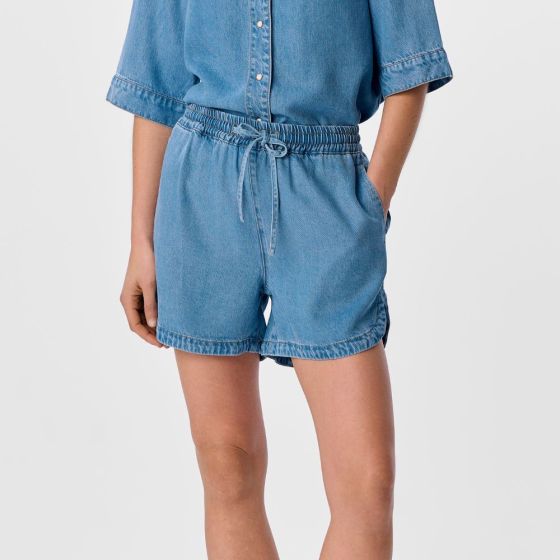 Object Shorts