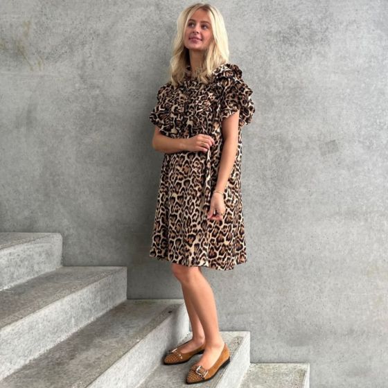 Stories from the Atelier by Copenhagen Shoes Kjole